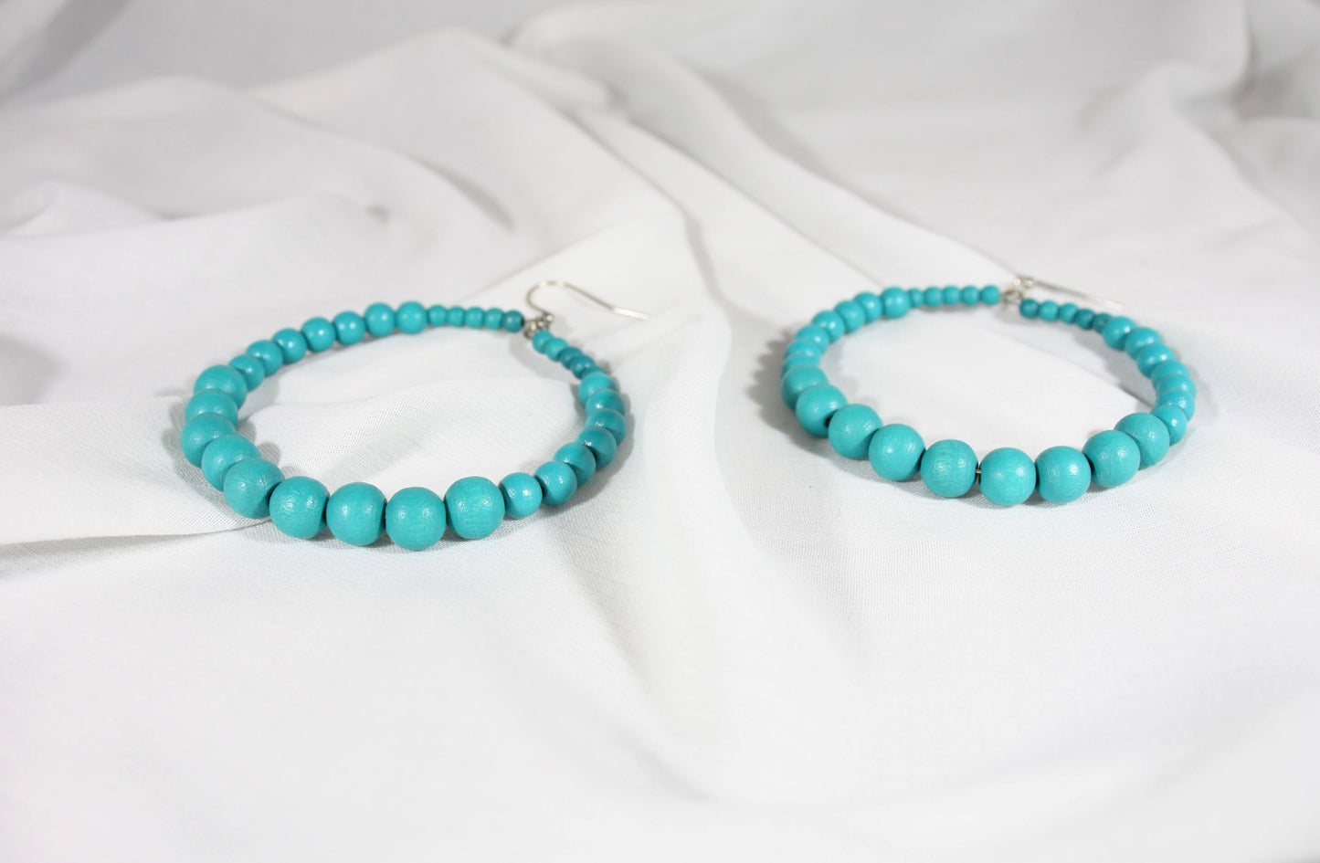 Wooden hoop earrings turquoise