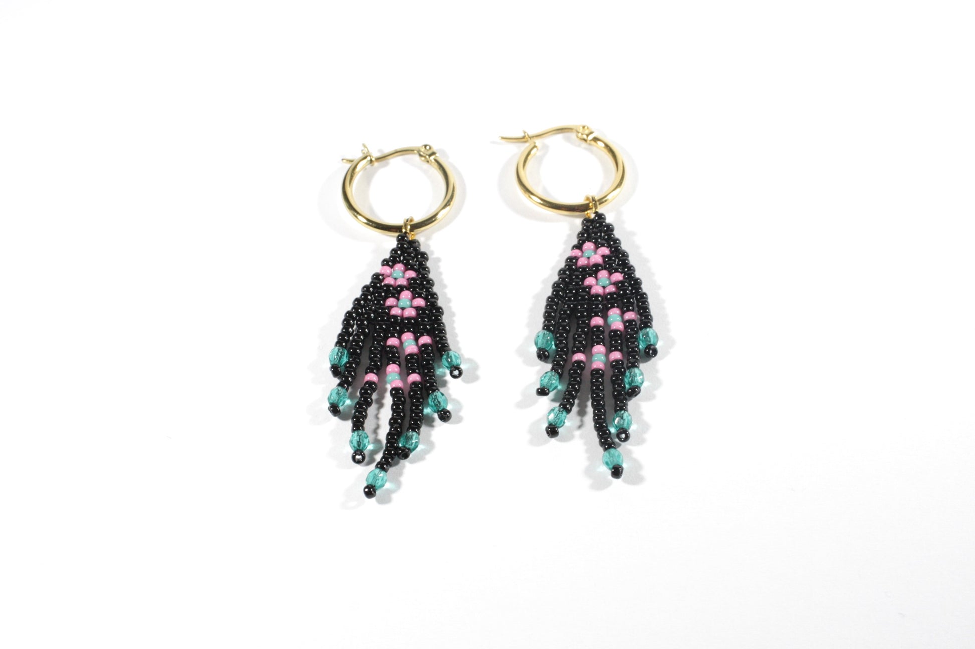 Seed bead fringe earrings small black with pink color flowers. Gold plated stainless steel earrings hoops. 