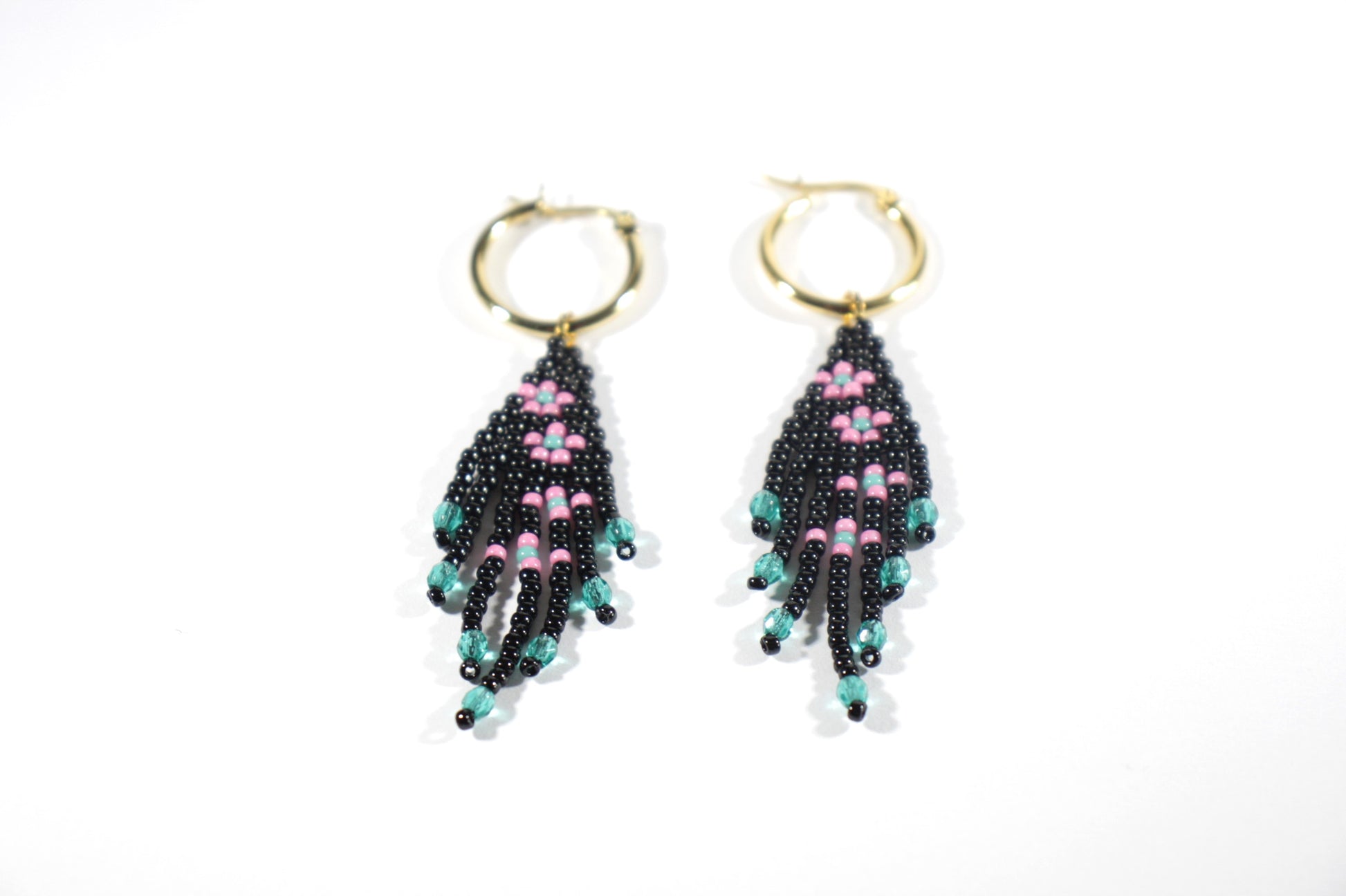 Seed bead fringe earrings small black with pink color flowers. Gold plated stainless steel earrings hoops. 