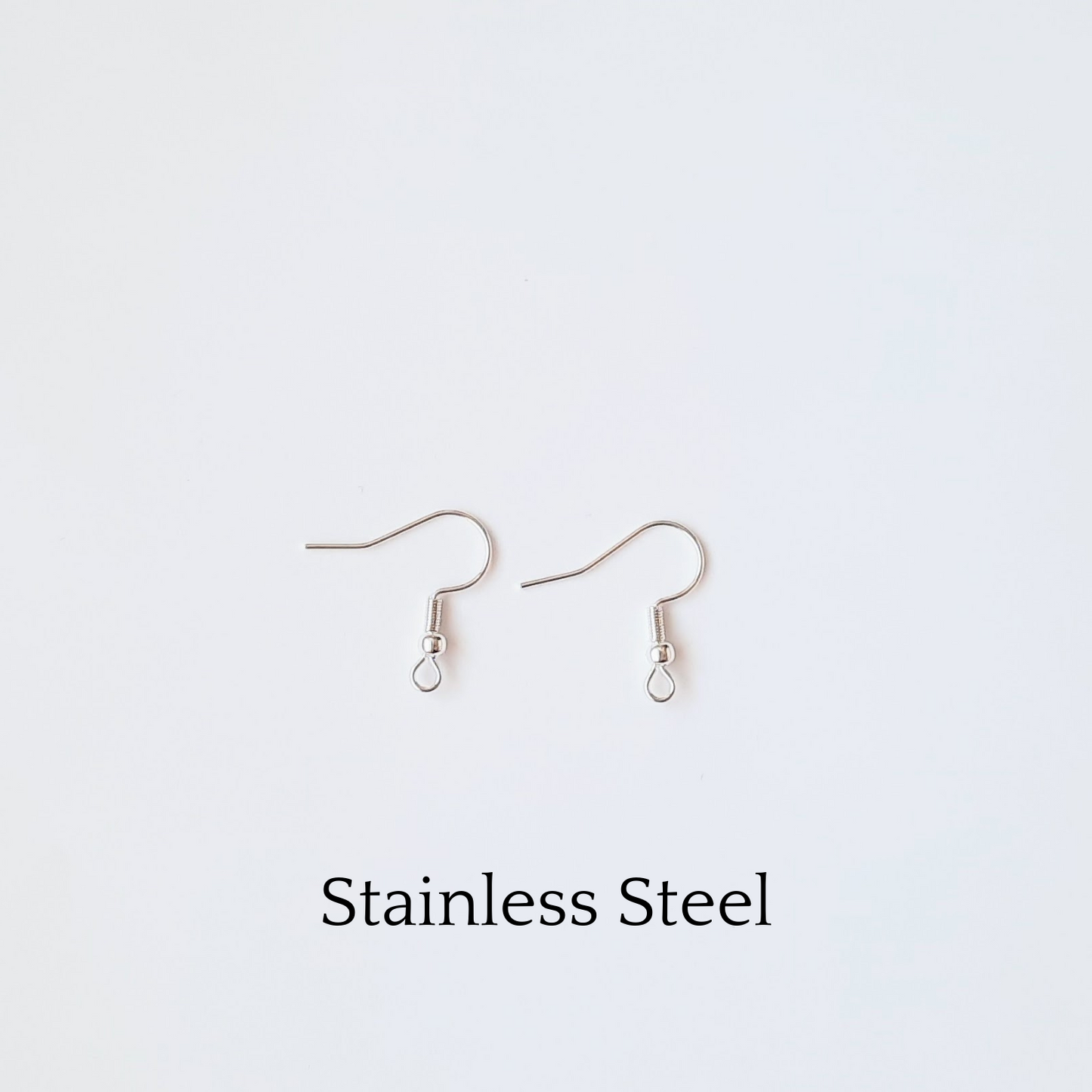 Stainless steel silver plated earrings hooks.  Hopealla päällystetty ruostumaton teräs korvakorukoukut.